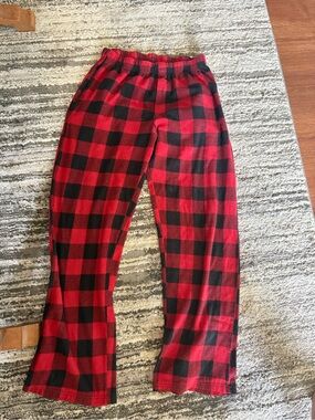 Red & Black Buffalo Plaid Straight Leg Pants - Women